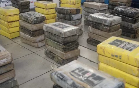 Ordenan detención preventiva para tres ciudadanos por narcotráfico en Colón