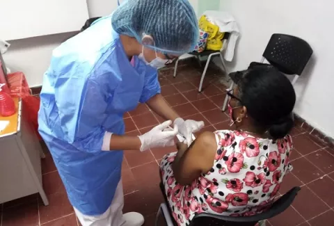 Covid-19: Residentes en Panamá que recibieron primera dosis en el extranjero, podrán vacunarse en el país