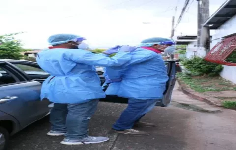 Abril de 2021 cerró como el segundo mes con menos cifra de muertes por covid-19 desde que  inicio la pandemia