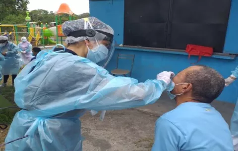 Casos de covid-19 en Panamá  se elevan a 377,428 y las muertes a 6,369