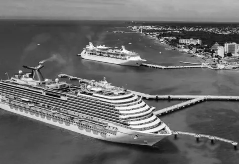 El murmullo del turismo