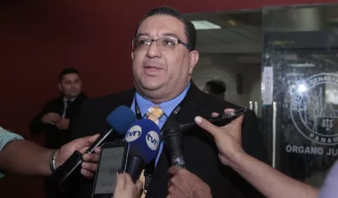 Fiscal Ricaurte González  sigue violando derechos a Ricardo Martinelli