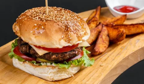 Día Internacional de la Hamburguesa, origen de este ícono de la comida rápida