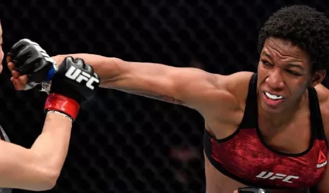 'La Pantera' Edwards viaja a Los Ángeles para preparar su combate ante la francesa Zarah Fairn