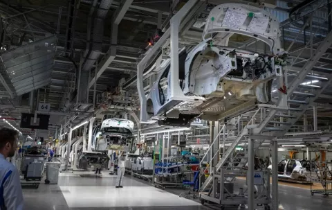 Clima de negocios en la región mejora por el alza de materias primas