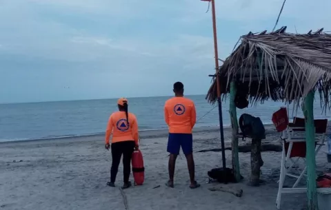 Fuertes oleajes y corrientes de resaca en el Pacífico panameño se extenderán hasta el sábado