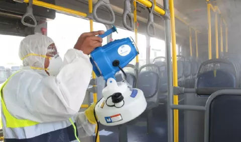 Ahorro de $300 mil anual espera MiBus por nebulizar metrobuses