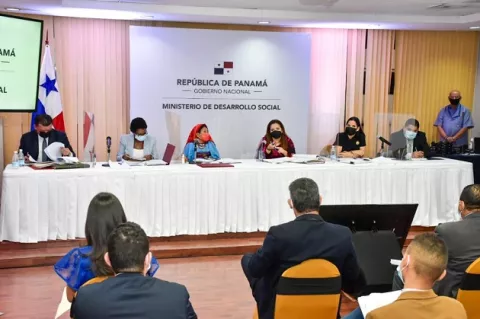 Ministra del Mides destaca avances de la mesa técnica que analiza el proyecto de ley integral de la niñez y adolescentes
