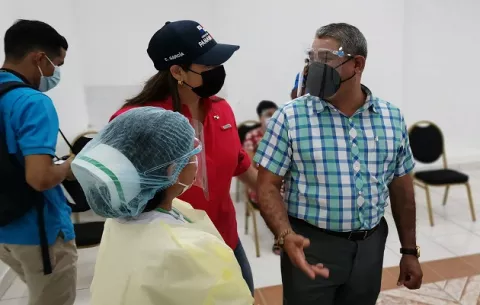 Positividad de covid-19 en Chiriquí está por las nubes; ministro Luis Sucre pide cooperación a la población