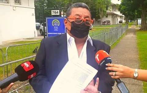 Presentan nueva querella criminal contra el director del SPI