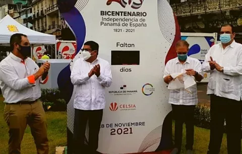 Activan relojes que marcan cuenta regresiva para el Bicentenario de la Independencia de Panamá de España