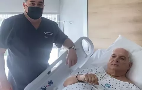 Expresidente Ricardo Martinelli se somete a procedimiento quirúrgico