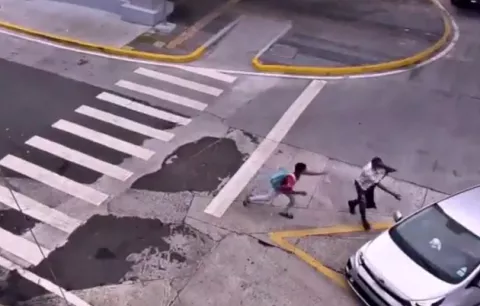 ¡Todo quedó grabado en video! Robo no tuvo un final feliz para delincuentes