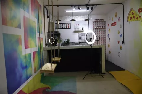 Llega a México el primer espacio para amantes de las selfis e 'influencers'