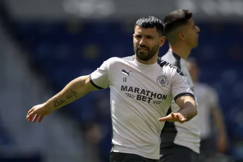 Sergio 'Kun' Agüero pasa revisión médica y ya es futbolista del Barcelona