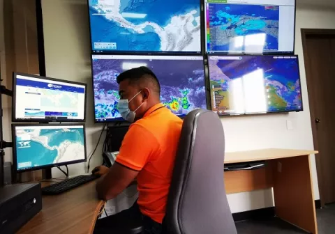 ¿Qué hacer en caso de un sismo? Videos captan el terremoto de 5.1 que sacudió a Panamá