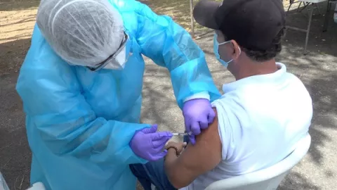Vacunación contra la Influenza empieza hoy en centros de salud y policlínicas; no se requiere cita previa