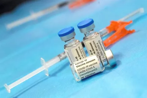 El Reino Unido autoriza el uso de la vacuna unidosis de Johnson & Johnson