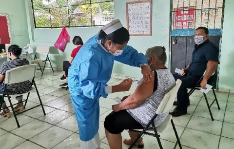 Panamá mantiene 6,192 casos activos de covid-19, mientras las defunciones ascienden a 6,365