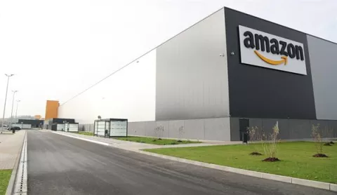 Amazon pide a las redes sociales colaboración contra las reseñas falsas