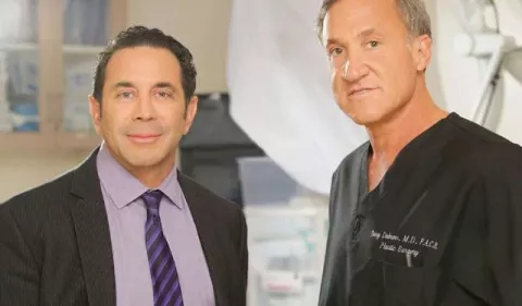 'Botched', los cirujanos están de regreso