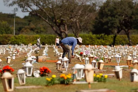 Brasil registra menor cifra de muertes por covid-19 en los últimos cuatro meses