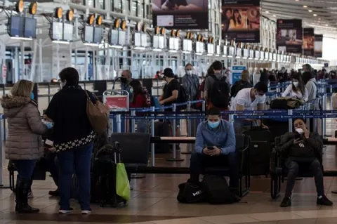 Chile confirma el primer caso de la variante delta en una mujer llegada de Estados Unidos