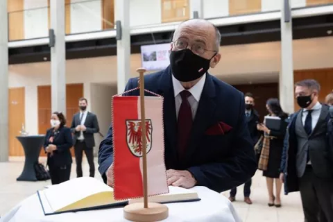 El Gobierno polaco reclama 'cibersanciones' contra los autores de ciberataques