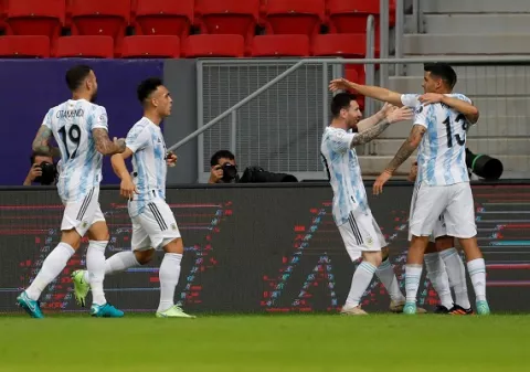 Lionel Messi lleva a la  Albiceleste a su primera victoria en la Copa América