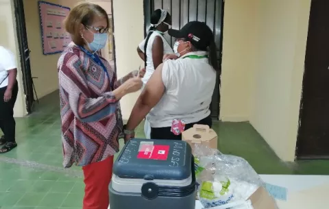 Hacen un llamado de alerta ante incremento de casos de covid-19 en Buena Vista, Colón