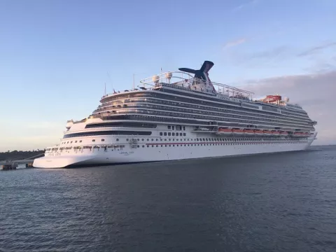 Bahamas da bienvenida a los cruceros de Royal Caribbean International