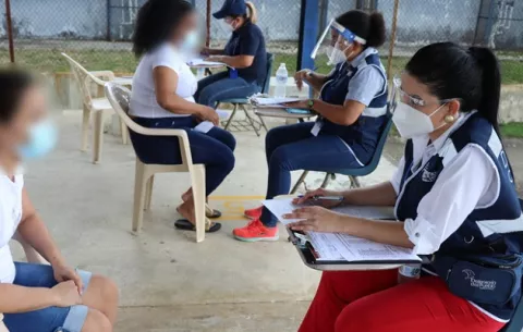 Mujeres mayores de 60 años que están detenidas enfrentan graves carencias en los centros penitenciarios