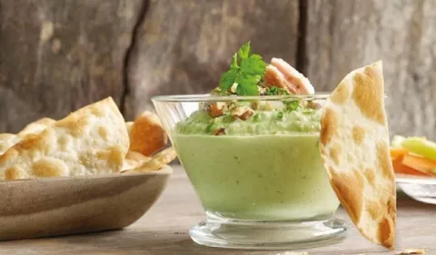 'Dip' de tuna con aguacate, una receta sencilla y que se prepara en poco tiempo