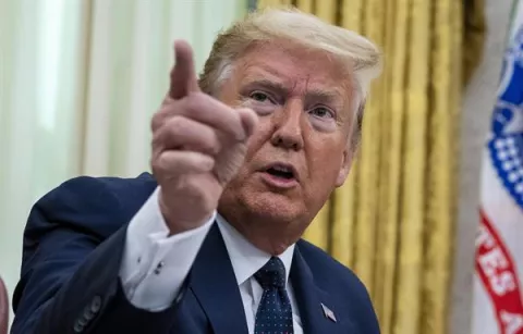 Facebook reduce el veto a Donald Trump a dos años tras la decisión de su consejo asesor