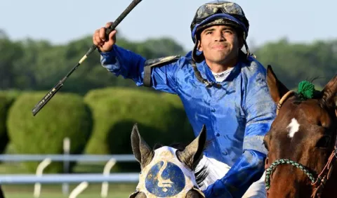 Belmont Stakes  es de Luis Sáez, quien en medio de la gloria recuerda a su fallecido hermano