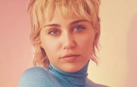 La irreverente Miley Cyrus, nueva imagen de Gucci