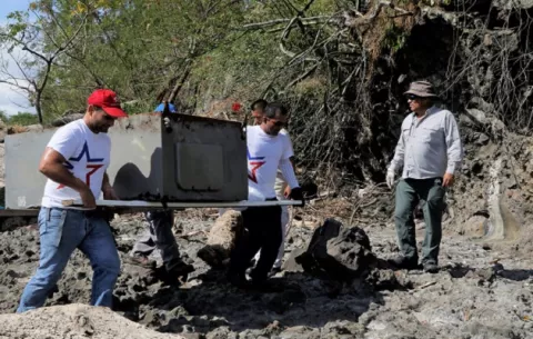 ¿Cuáles son los objetos más insólitos hallados durante la limpieza de playas?