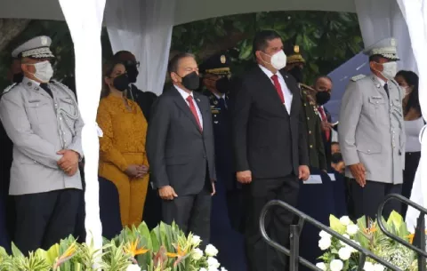 John Dornheim asume como nuevo director de la Policía Nacional