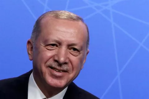 Acusan a Erdogan de prohibir la música desde medianoche por motivo religioso