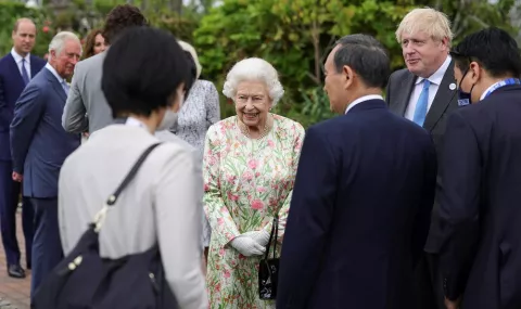 Isabel II celebra su cumpleaños con una ceremonia reducida en Windsor