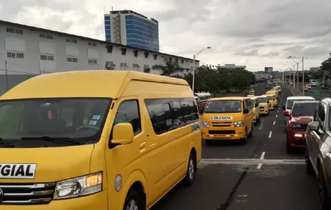 Busitos colegiales apoyarán en la vacunación contra la covid-19 del circuito 3-2