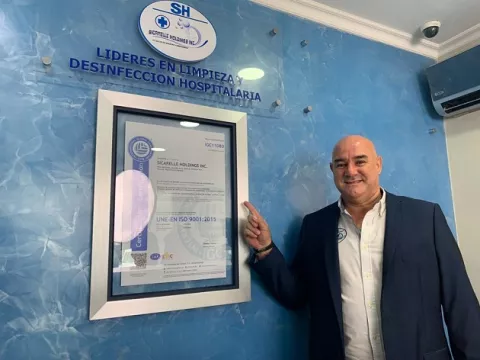 Sicarelle Holdings se certifica en  ISO 9001
