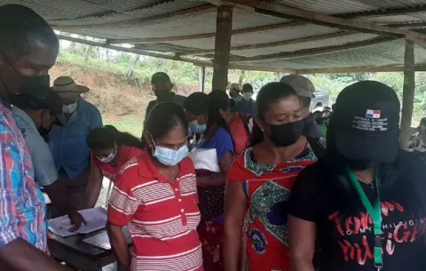 Entregan más de un centenar de títulos de propiedad en la provincia de Colón