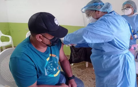Panamá, en proceso para comenzar estudios de efectividad de la vacuna contra la covid-19 