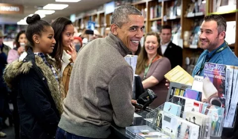 Bill Gates comenta que 'A Promised Land', de Barack Obama, es un libro refrescante y honesto