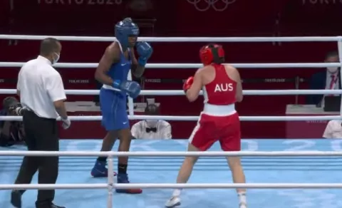 Atheyna Bylon vence de forma clara a Caitlin Parker de Australia en los Juegos de Tokio