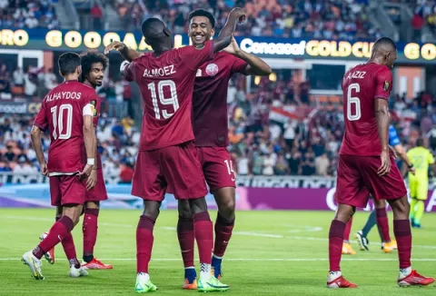 Catar vence a Honduras, elimina a Panamá y se cita con El Salvador en cuartos de final