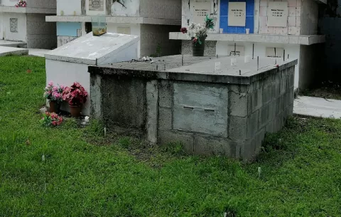 Un 70% de las sepulturas en los cementerios municipales de Chame y Bejuco no tienen registro 