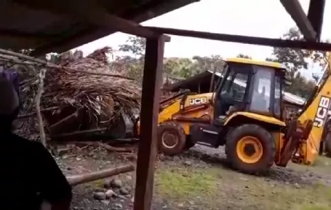 Encuentran restos humanos en un campamento desalojado de la iglesia Mama Tatda