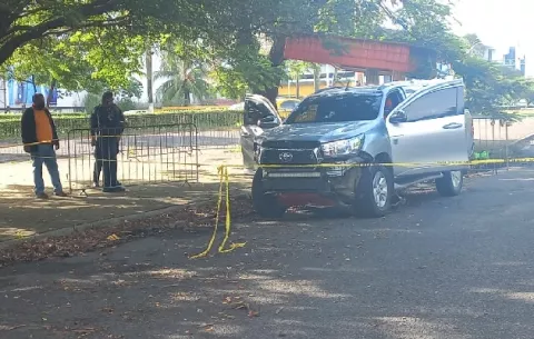 Joven de 22 años es herido de bala durante una persecución en Colón